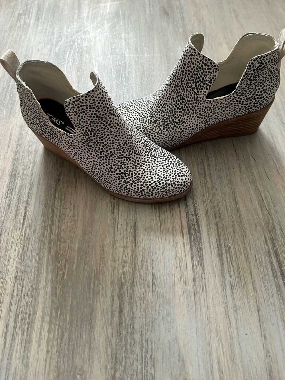 TOMS Kallie Wedge Booties Cheetah Print Suede - Picture 2 of 14